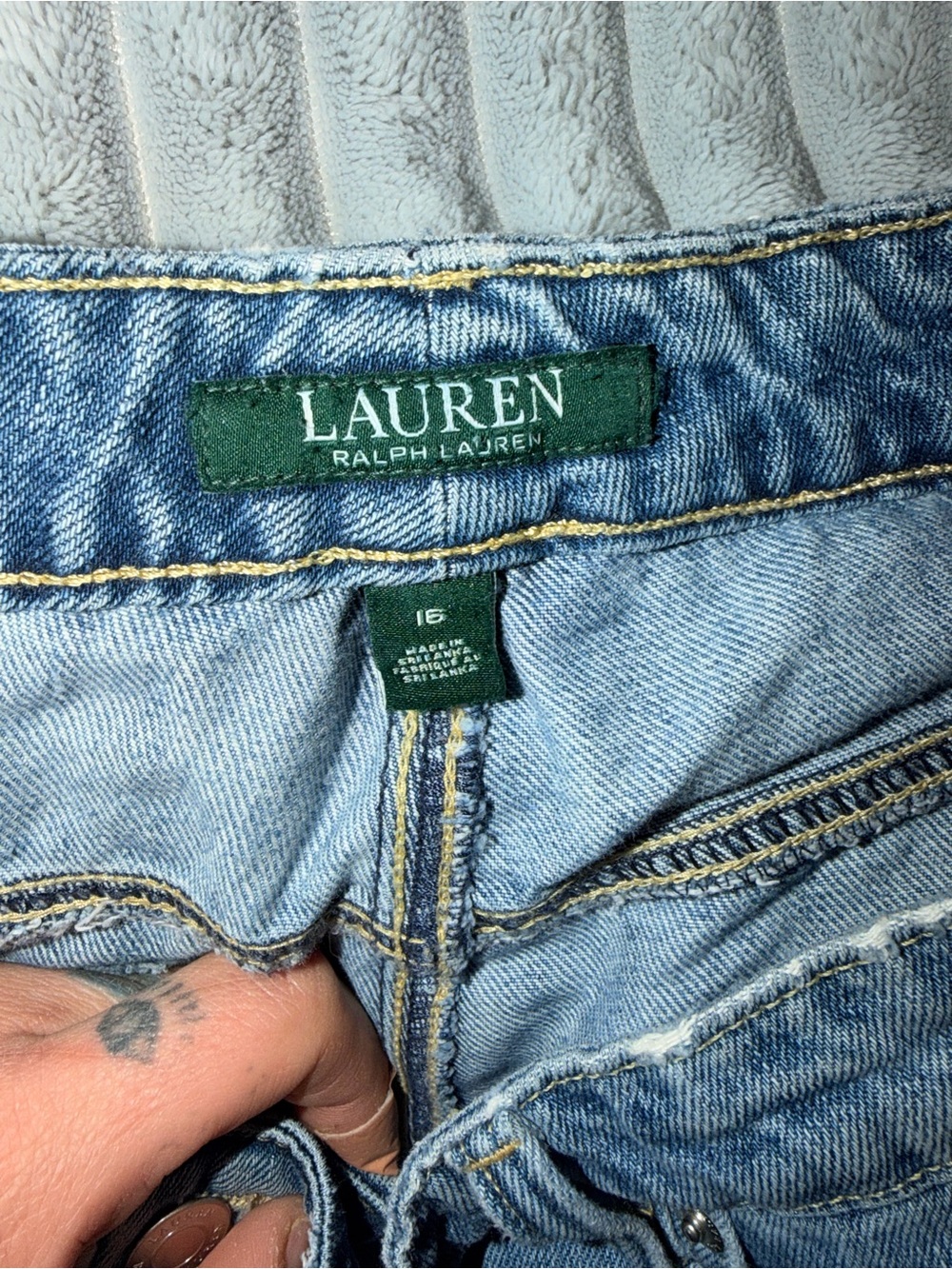 Ralph Lauren Light Blue Denim Jeans with Green Label - Picture 4 of 6